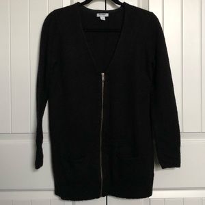 V-neck zip up cardigan